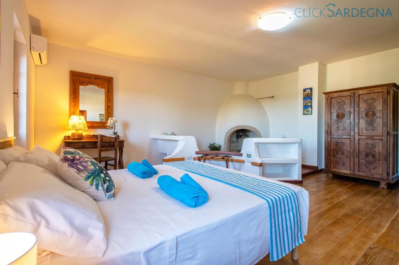 Villa Christiana Villa Del XV Secolo Con Piscina Ad Uso Esclusivo Alghero Luaran gambar